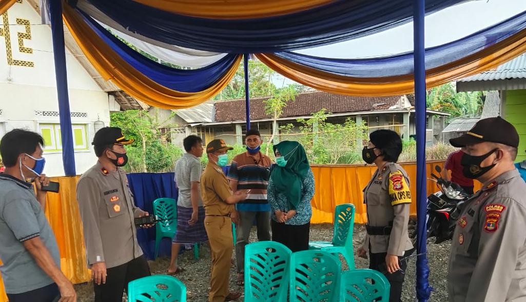 Cek Kesiapan Pilkakon, Wakapolres Tanggamus Kunjungi TPS dan Polsubsektor BNS