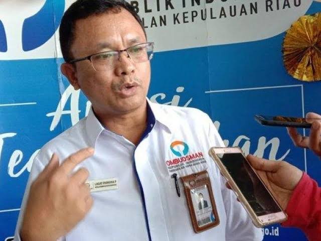 Ombudsman kepri mendengar keluhan masyarakat soal air di kelola PT. Moya indonesia