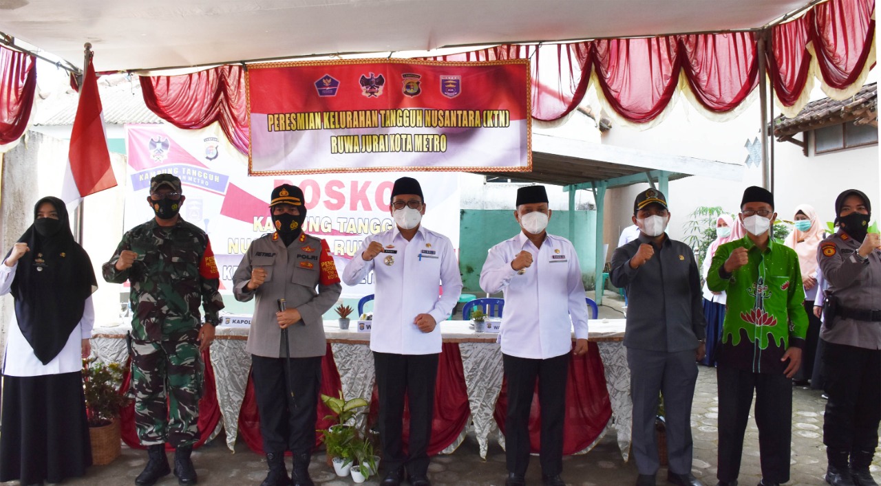 Walikota Metro dan Wakil Walikota Menghadiri Kampung Tangguh Nusantara (KTN) 