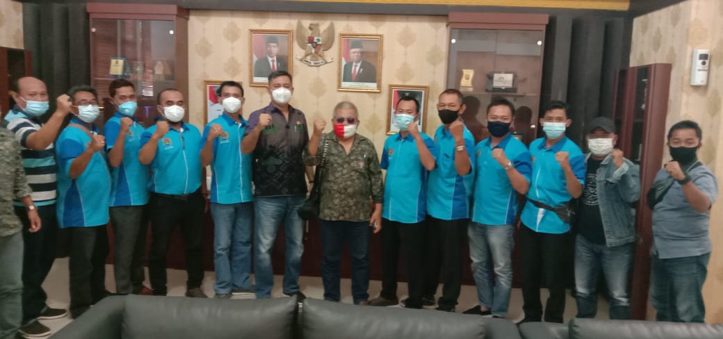 Ketua DPRD Kota Metro Tondi MG Nasution berharap profesi wartawan bukan sampingan