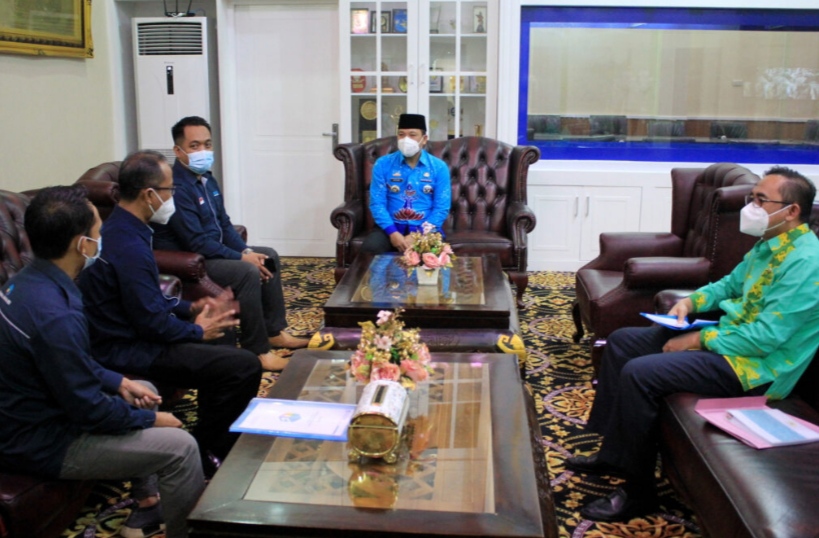 Walikota Metro Wahdi Siradjuddin menerima kunjungan dari Dewan Perwakilan Cabang Generasi Digital Indonesia (Gradasi) Kota Metro,