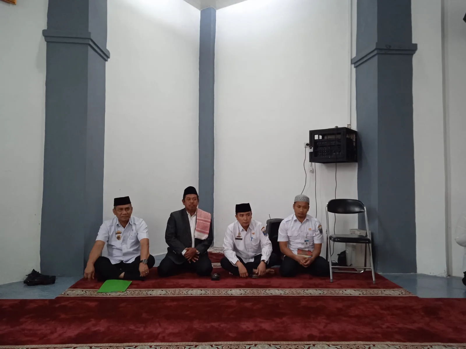 Dewan perwakilan rakyat daerah (DPRD) Kota Metro mengelar pengajian rutin bulan suci Ramadhan