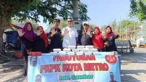 PKPK Kota Metro Kembali Adakan Giat Berbagi Jum'at Berkah