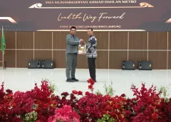 SMA MUAD Metro Gelar Graduation Ceremony Angkatan IV Regarda