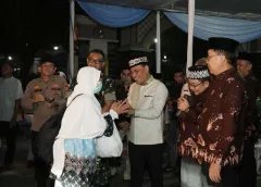 275 Jamaah Haji Kota Metro Tiba di Tanah Air, Wali Kota Sambut Langsung Kepulangan Jemaah