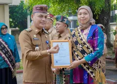 Wali Kota Metro Pimpin Upacara HARGANAS ke-33, Tekankan Peran Keluarga Wujudkan Generasi Emas 2045